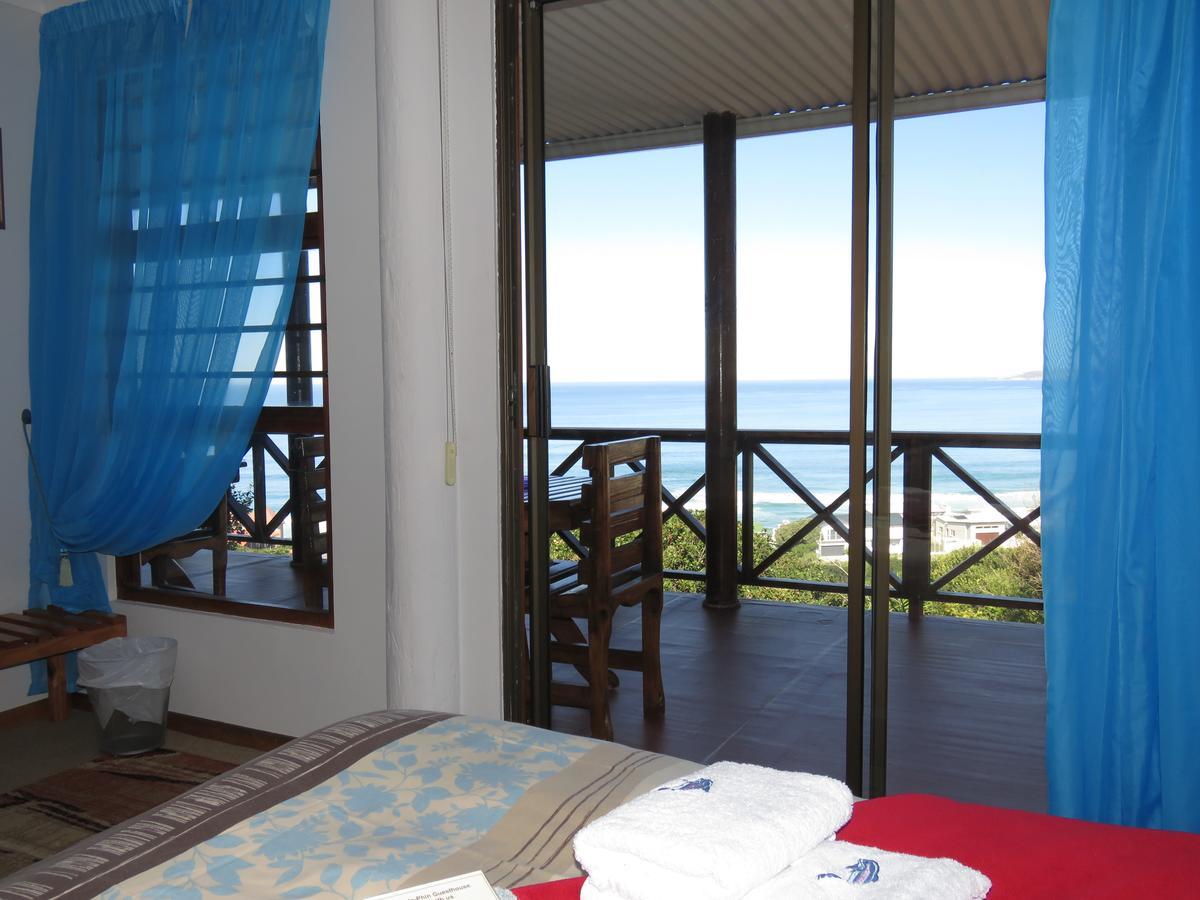 At Whale-Phin Guest House Reebok Exterior photo